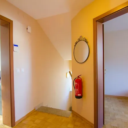 Apartman Apartma Cskfp